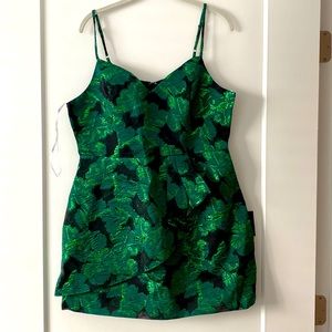 NEW never worn Lulu’s mini green and black dress size XL